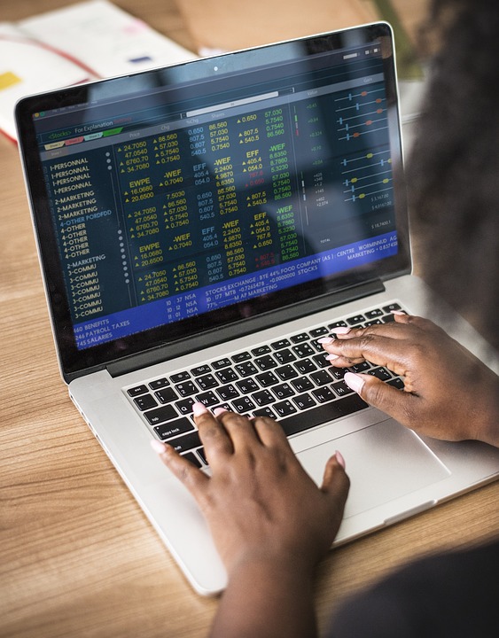 Investir en bourse - Courtier en ligne